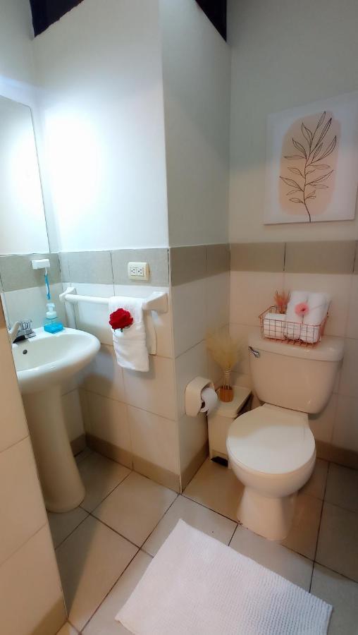 Hab Pequena Bano Compartido La Paz 4 Apartment Lima Ngoại thất bức ảnh